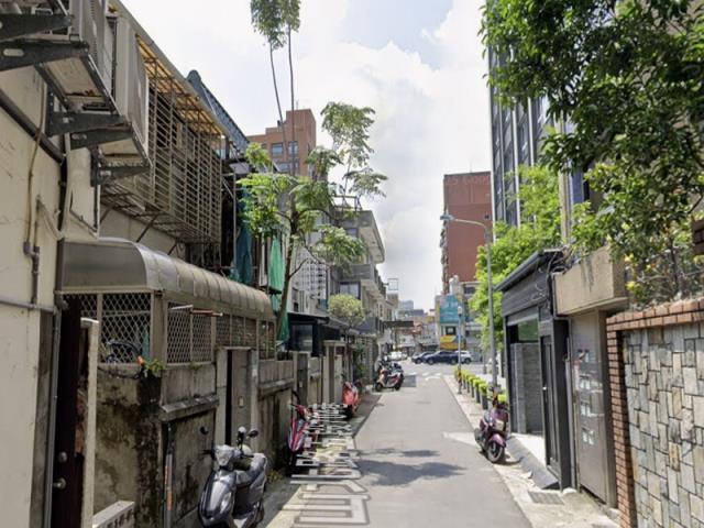 士林法拍透天-4