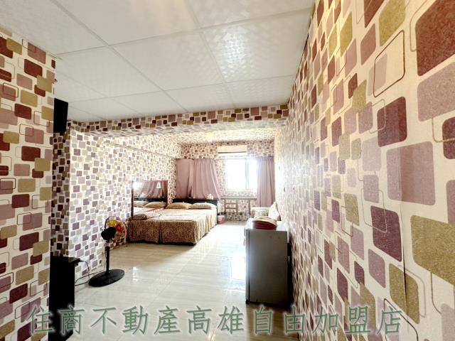 高雄新興區大樓-8