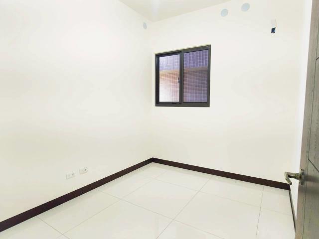 高雄三民區大樓-12