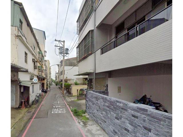 潭子法拍透天-4