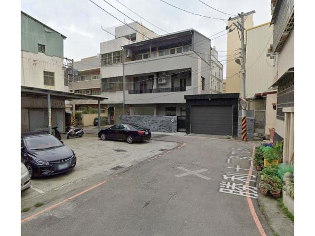 潭子法拍透天-6