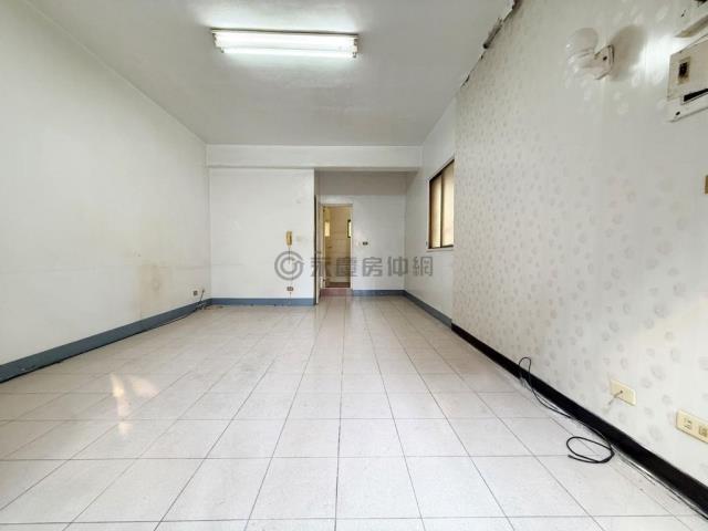 高雄苓雅透天-5