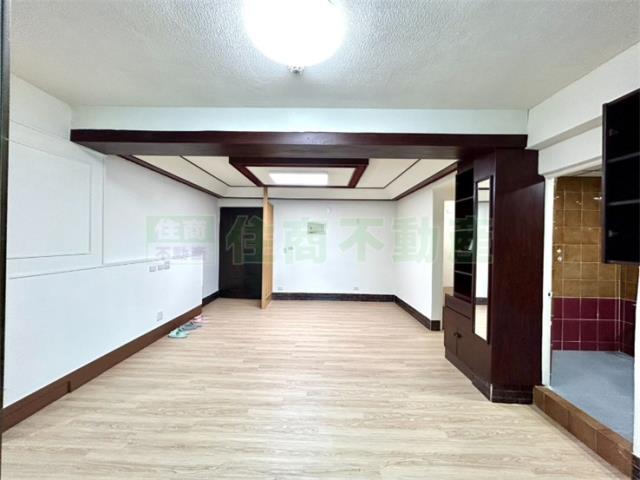 高雄鹽埕公寓-1