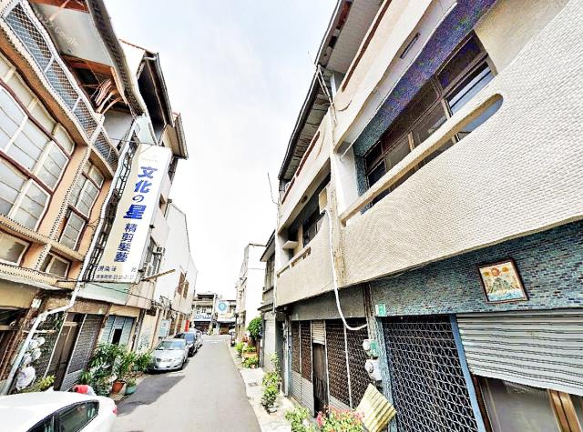 台南法拍透天-3