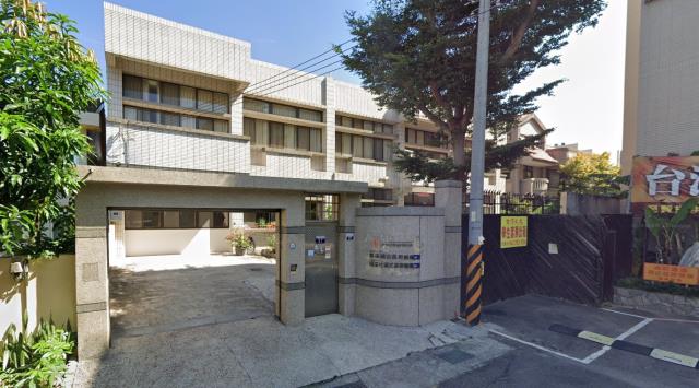 台中法拍透天-1