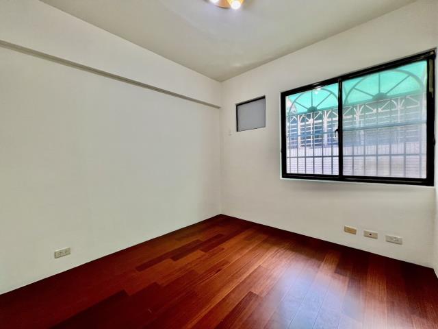 高雄小港透天-13