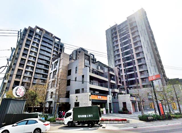 竹東富廣美美三房雙車