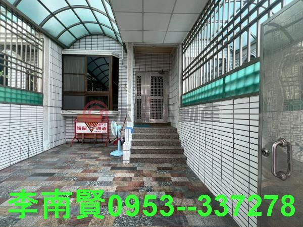 台南東區透天-1