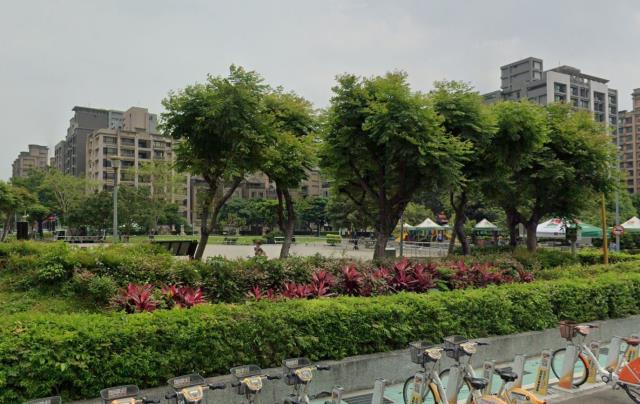 蘆洲店面法拍-5