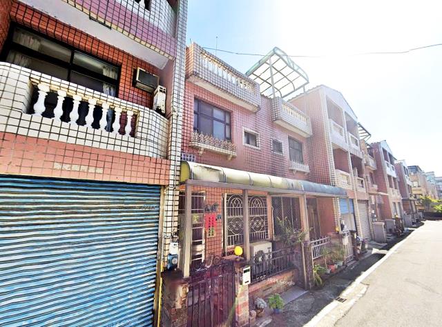 竹南鎮龍天路透天