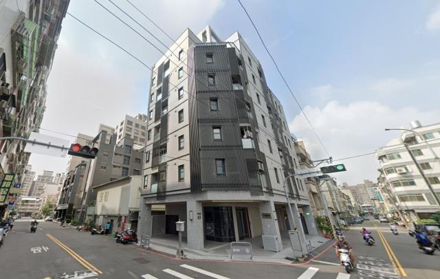 台中北屯法拍華廈-1