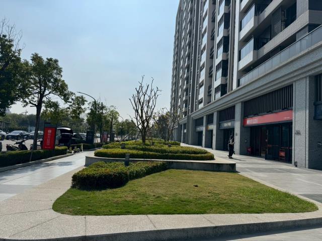 高雄仁武法拍大樓-6