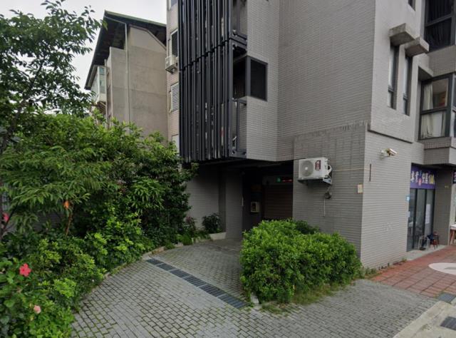 新北板橋拍賣華廈-4