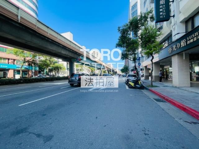 台北松山華廈法拍-8