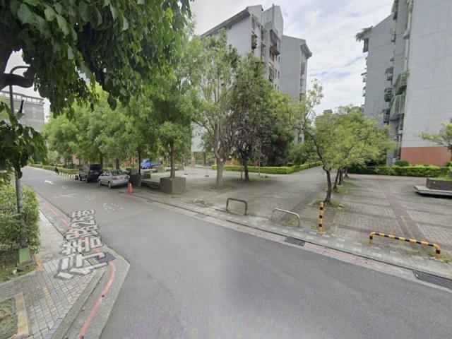 內湖華廈法拍-2