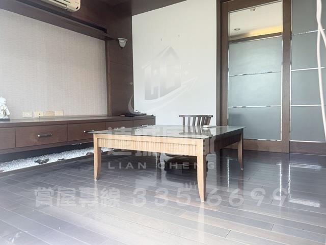 台南東區透天-8