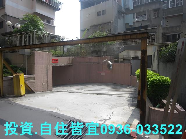 新北五股大樓法拍-4