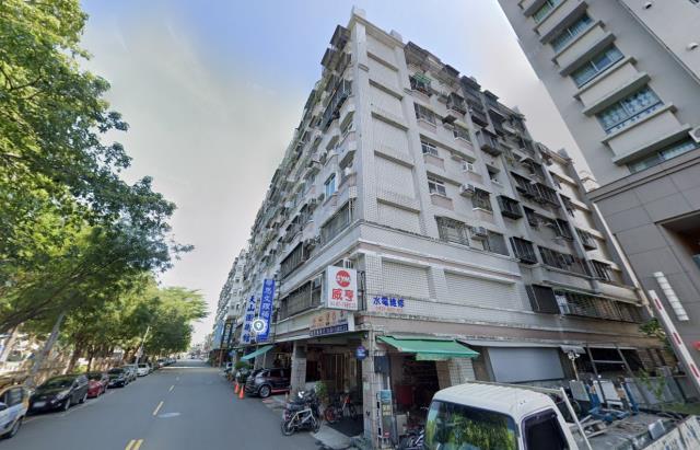 高雄鳳山大樓法拍-5