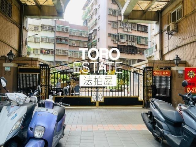 蘆洲拍賣大樓-2