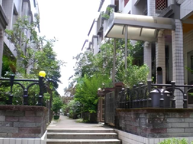 桃園法拍透天-1