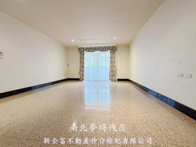 台南北區透天-12