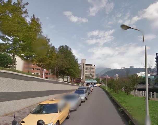 台北北投拍賣大樓-4