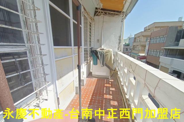 台南南區透天-12