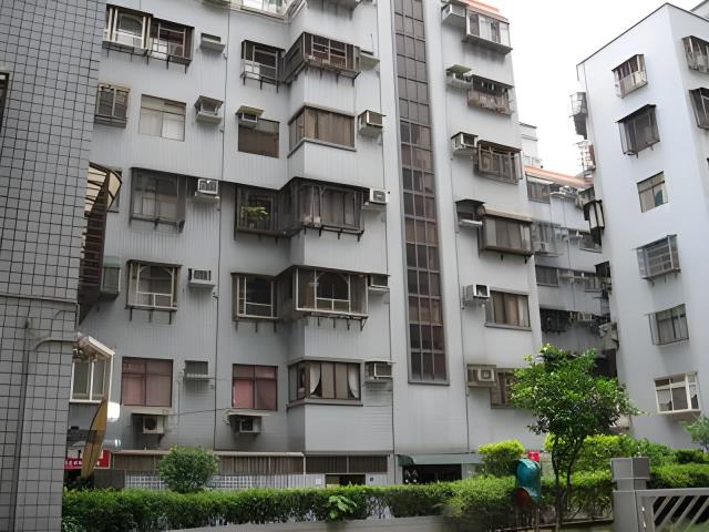 八里法拍華廈-3