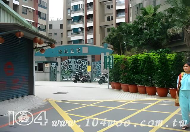 新北大樓法拍-2