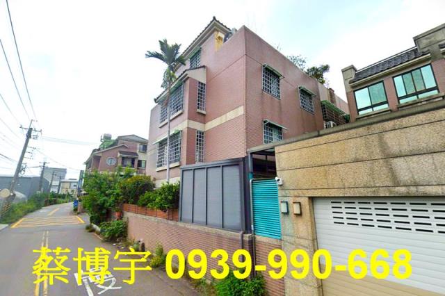 大里法拍屋仁愛路透天