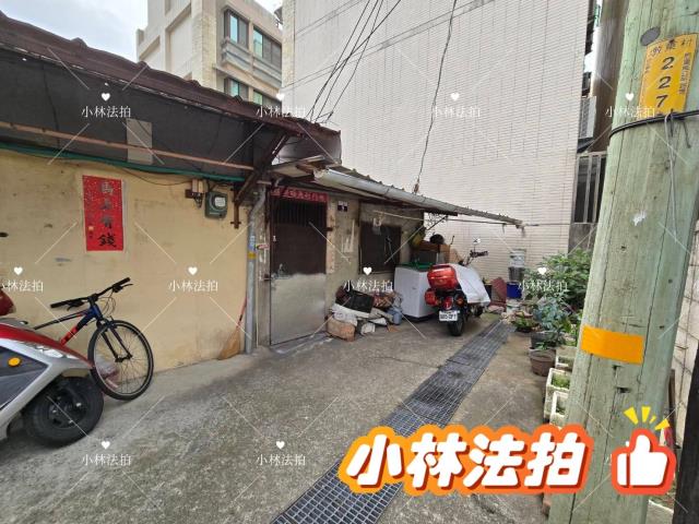 后里法拍平房-5