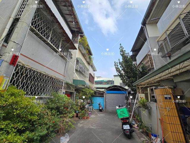 潭子法拍透天-2