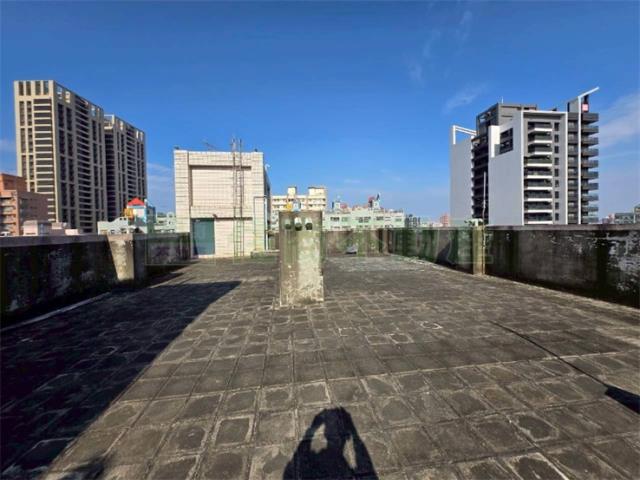 左營華廈-12