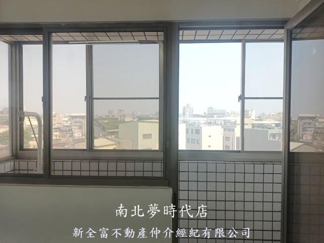 新營華廈-14