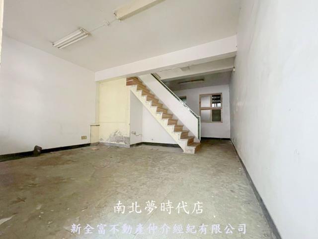 台南南區透天-1