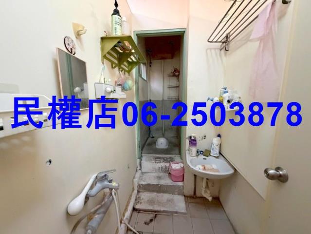 中西區透天-7