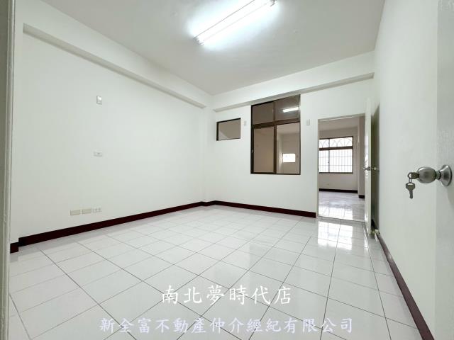 台南安平透天-5