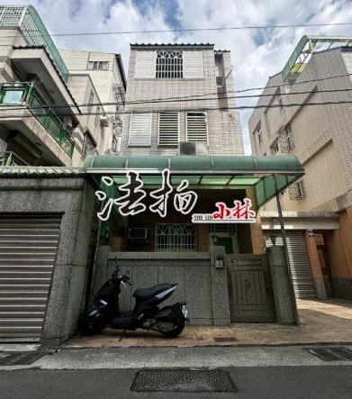 台中大里法拍透天-2