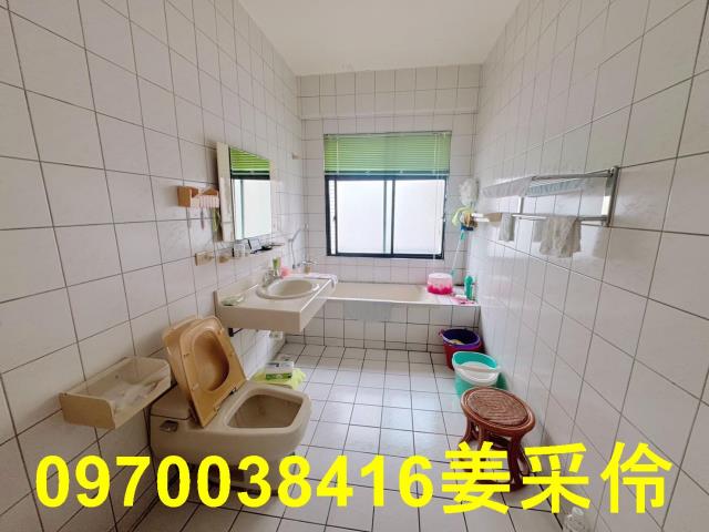 東區透天-9