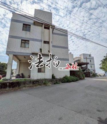 台中大甲法拍透天-2