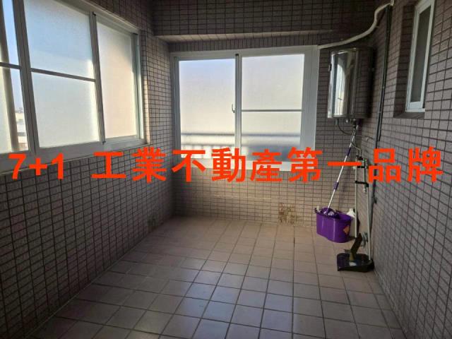 高雄華廈-7
