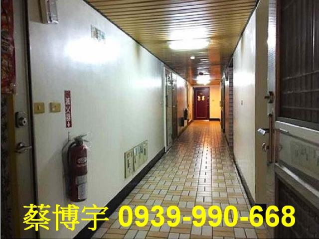 宏總加州法拍屋套房