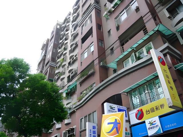 新北板橋大樓法拍-4