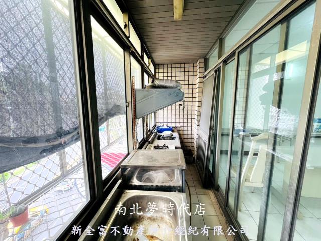 台南東區透天-11