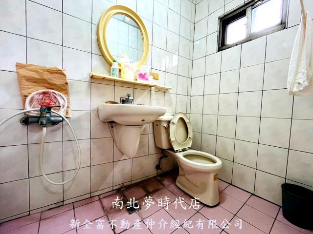 東區透天-9