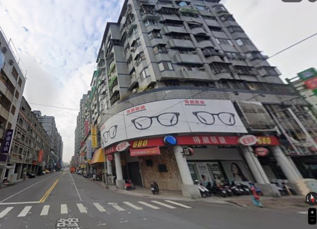 高雄三民區法拍大樓-4