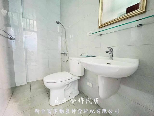台南七股透天-11