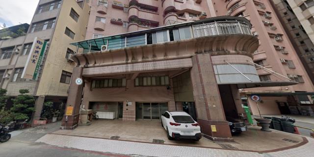高雄三民區法拍大樓-8