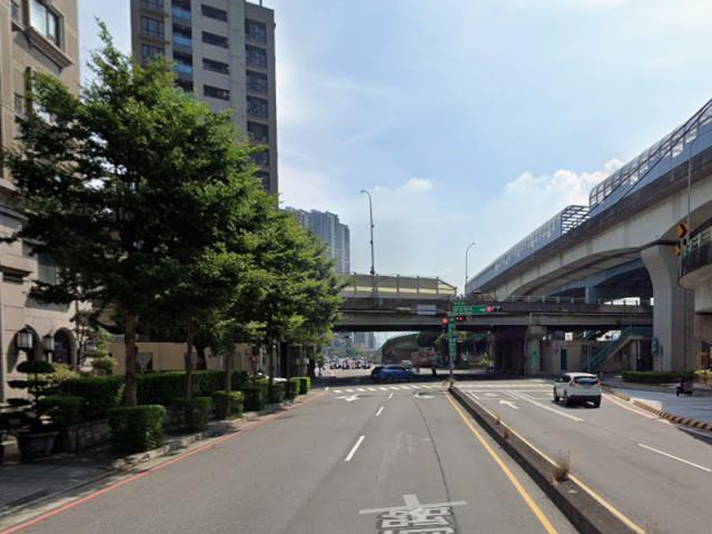三重大樓法拍-7