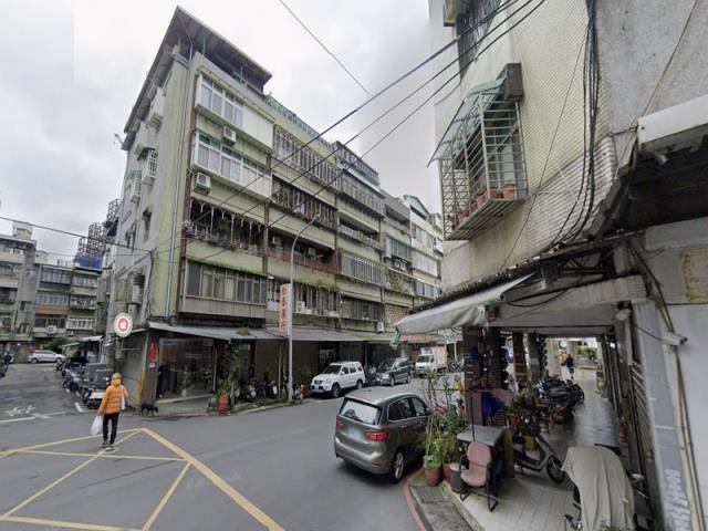 信義區法拍公寓-4